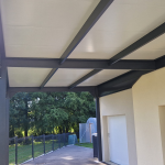 aménagement extérieur avec carport alu à Moncoutant